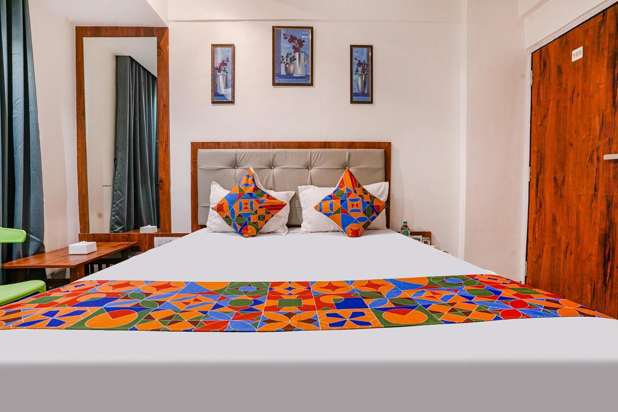 Fabexpress Utsav Residency - Nr Panvel Hotel Jamb Exterior photo