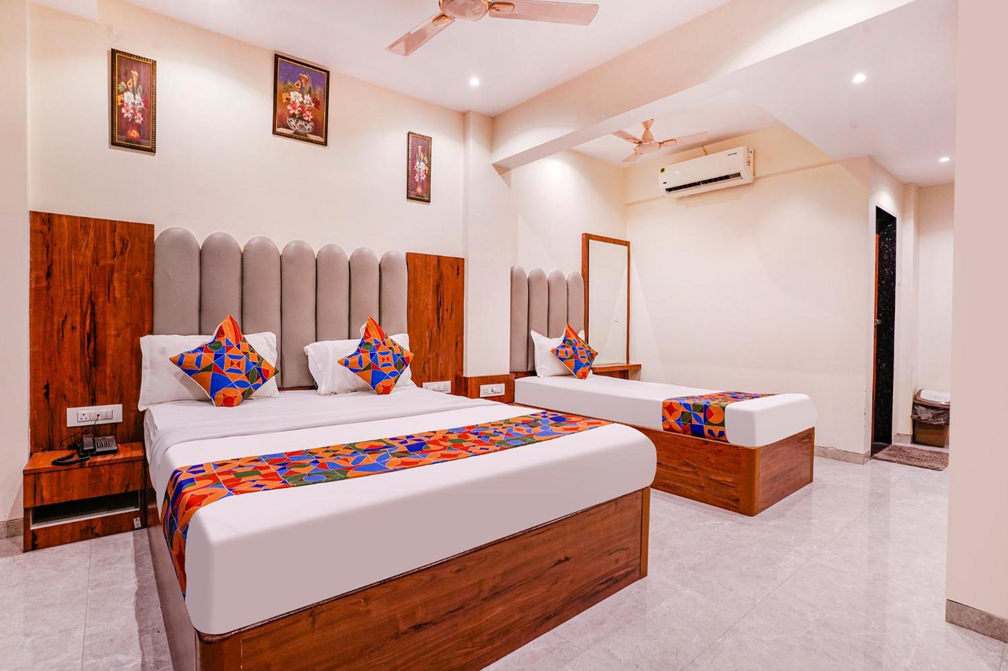Fabexpress Utsav Residency - Nr Panvel Hotel Jamb Exterior photo