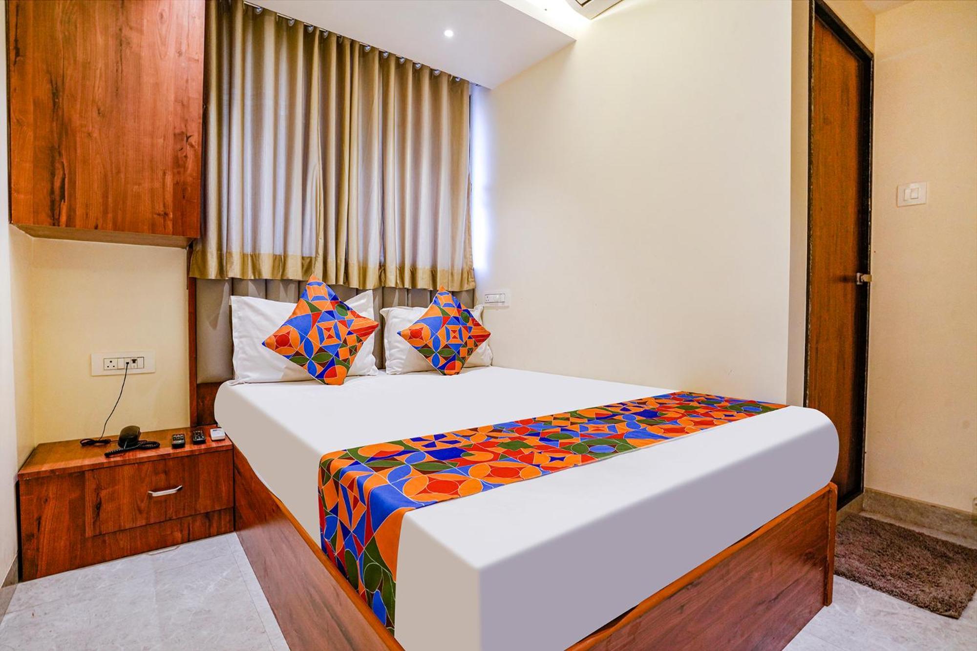 Fabexpress Utsav Residency - Nr Panvel Hotel Jamb Exterior photo